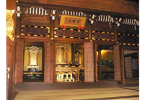 寺院・仏具の修復事例集／御宮殿の事例写真２